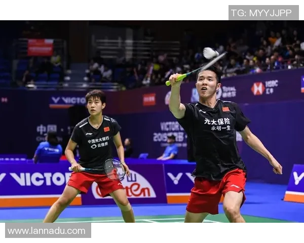 赛后分析:上海羽毛球队与西安羽毛球队的比赛节奏与策略对比 赛后分析:上海羽毛球队与西安羽毛球队的比赛节奏与策略对比